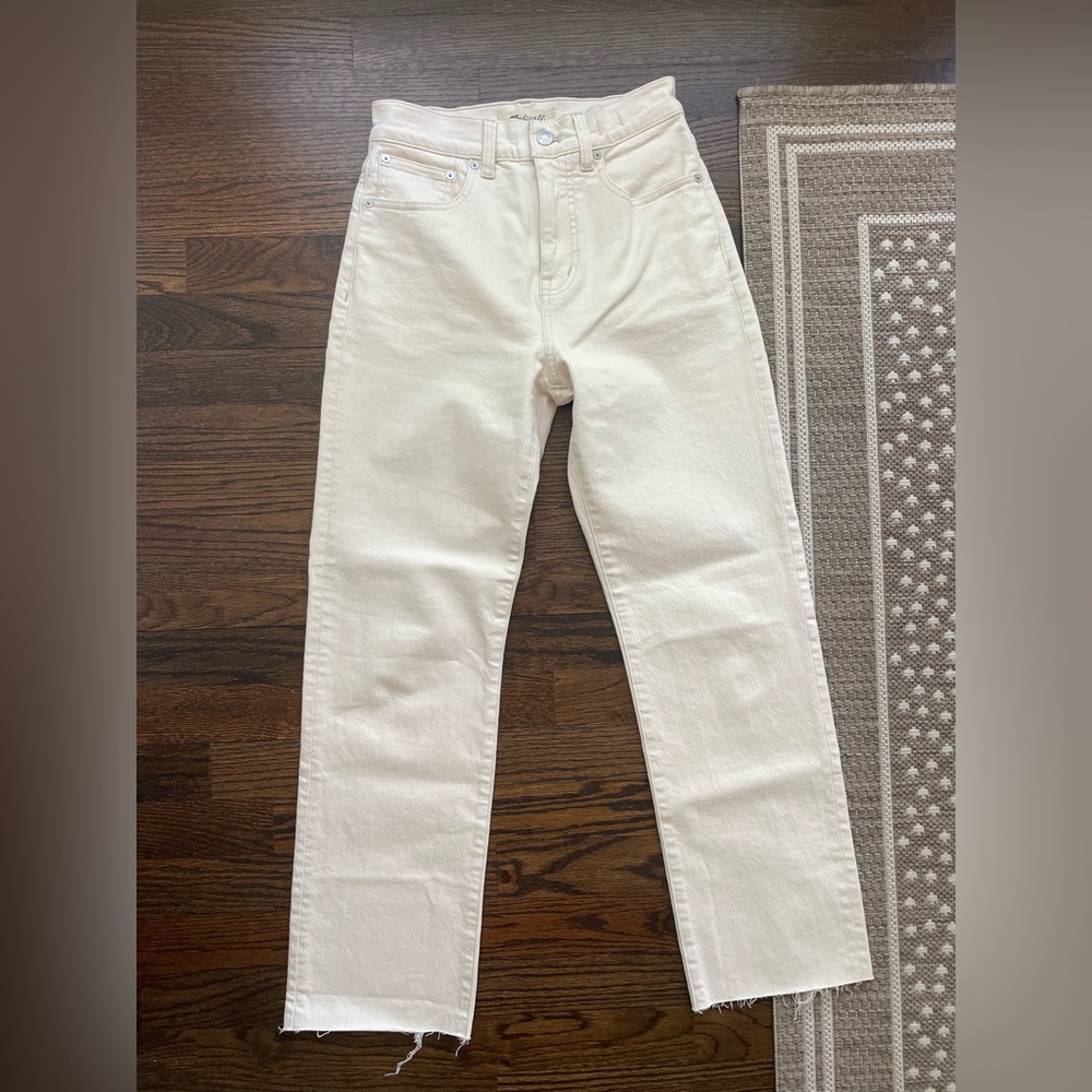 Like New Madewell 90's Straight Jean Raw Hem Off White Size 24
